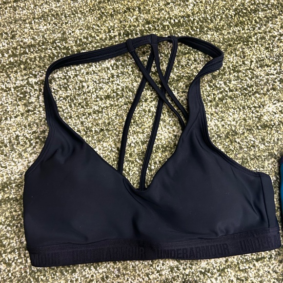 Under armour compression bras - Picture 2 of 9